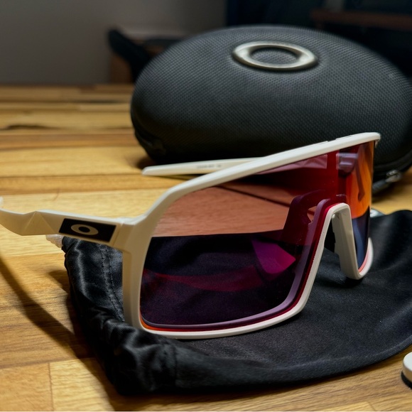 Oakley White Frame Sunglasses with Red-Tinted Lenses - Picture 3 of 5